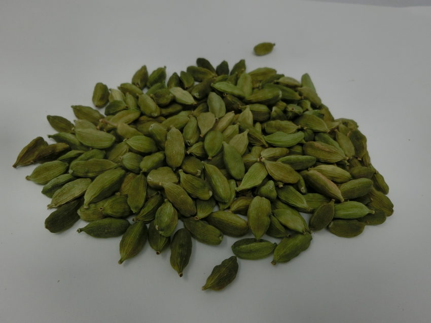 Cardamomo verde (Elettaria cardamomum)